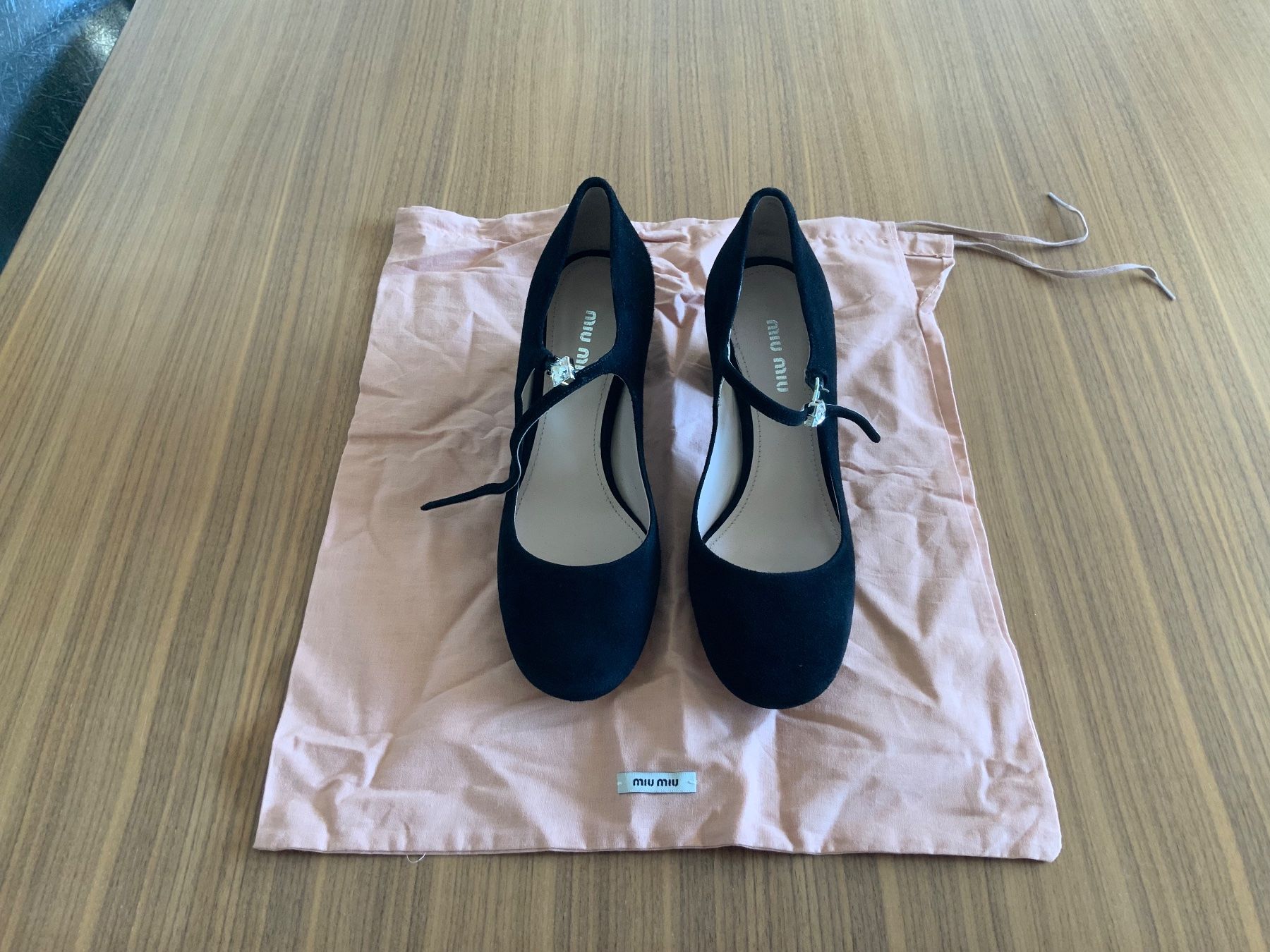 Miu Miu Scarpe da donna: Miu Miu: chaussures neuves – Nuovo (secondo la descrizione) da Genève venduto da Taracolac20