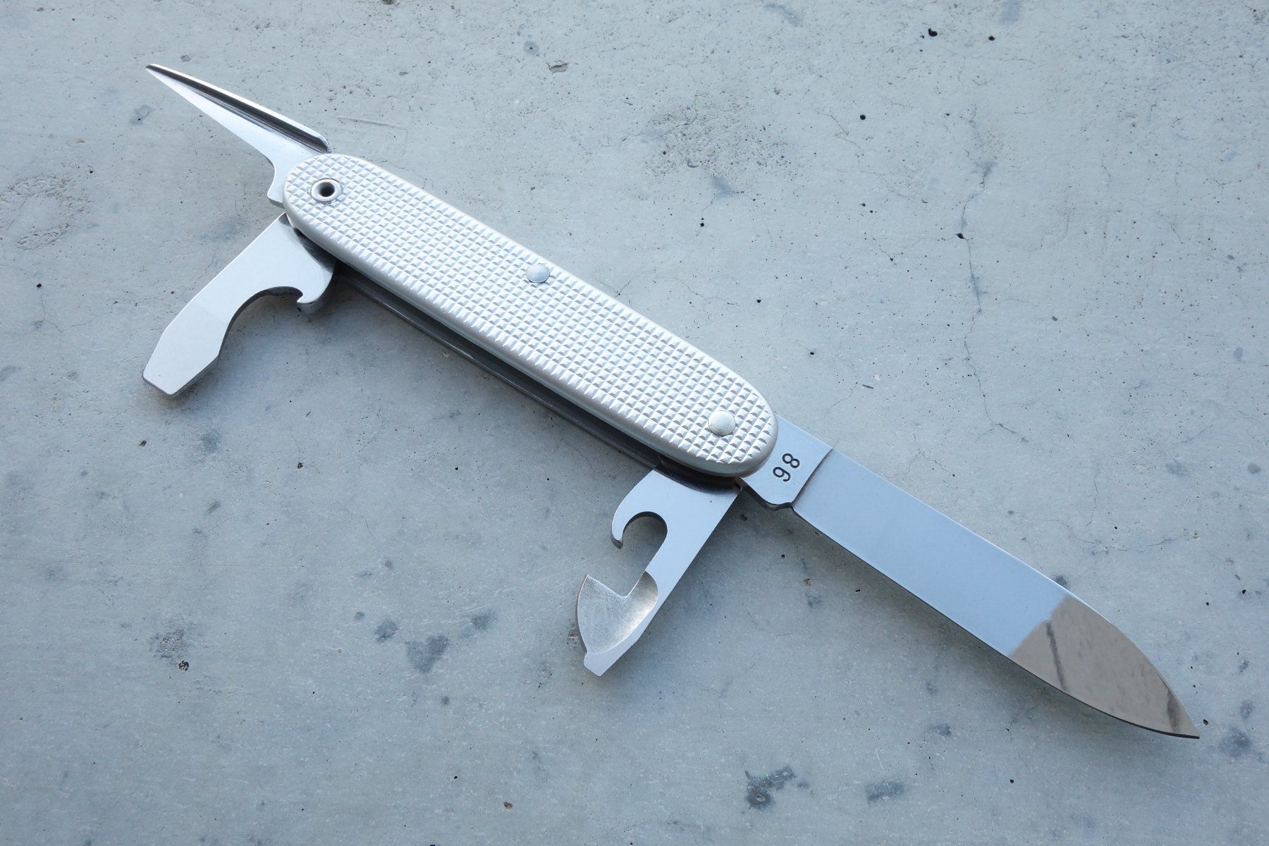 Wenger Coltelli tascabile: Wenger Soldatenmesser 86 – Usato da St. Gallen venduto da 8201 4