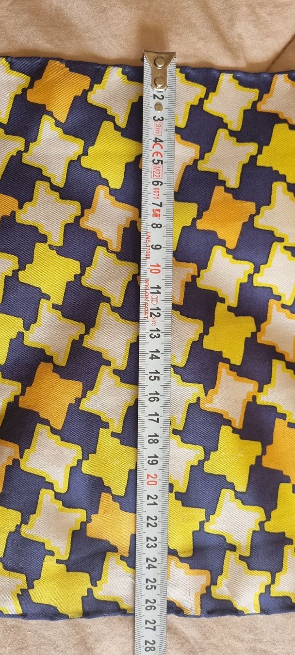 Foulard & Sciarpe: Foulard rectangulaire femme – Usato da Borex venduto da mab_28bf 6