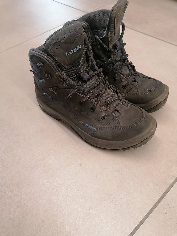 Chaussures garçon: Wanderschuhe Lowa – D'occasion à Leimiswil par daniel_27 1