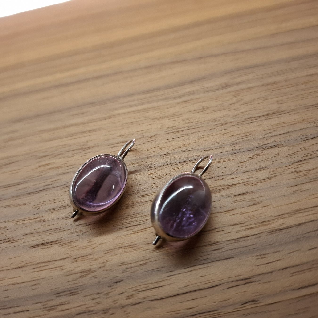 Ohrringe & -stecker: schöne Ohrringe Hänger Silber mit Amethyst oval – Gebraucht aus Ennetbaden von Rosen1 1