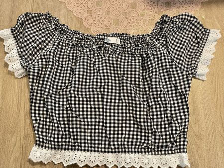 Hollister Off-Shoulder Cropped Top , Grösse M