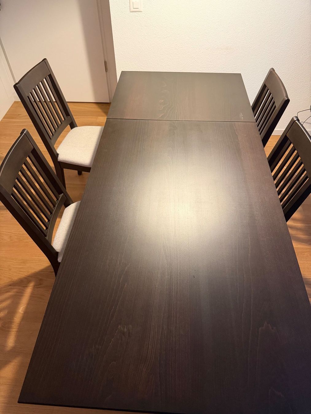 Ikea Set di tavolo e panche: Esstisch ausziehbar mit 4 Stühlen – Usato da St.Gallen venduto da car_shm7 1