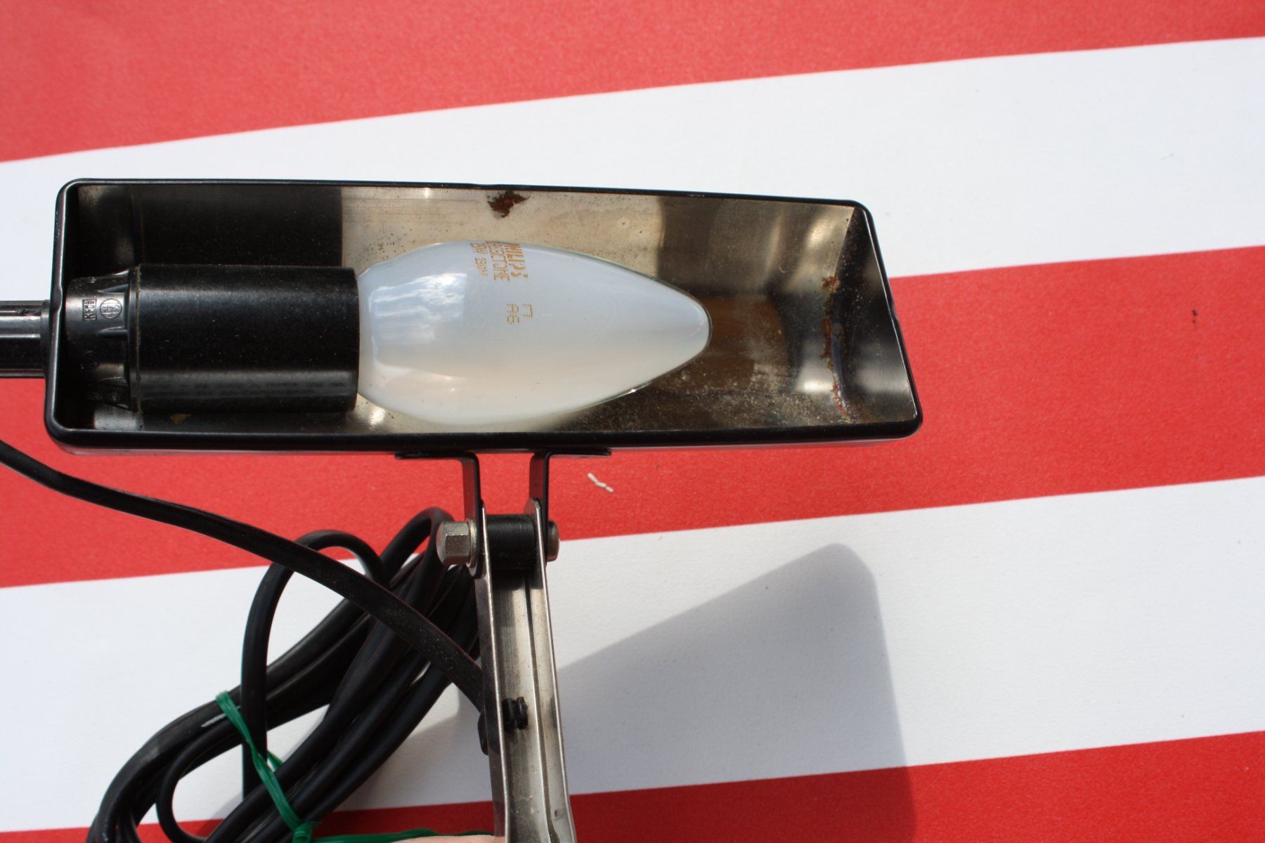 Lampen: LAMPE REGAL/BILDER LAMPE KLEMMLAMPE – Gebraucht aus Wauwil von Pneuedy 6