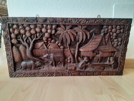 Hand schnitzen altes Thailand Dorf