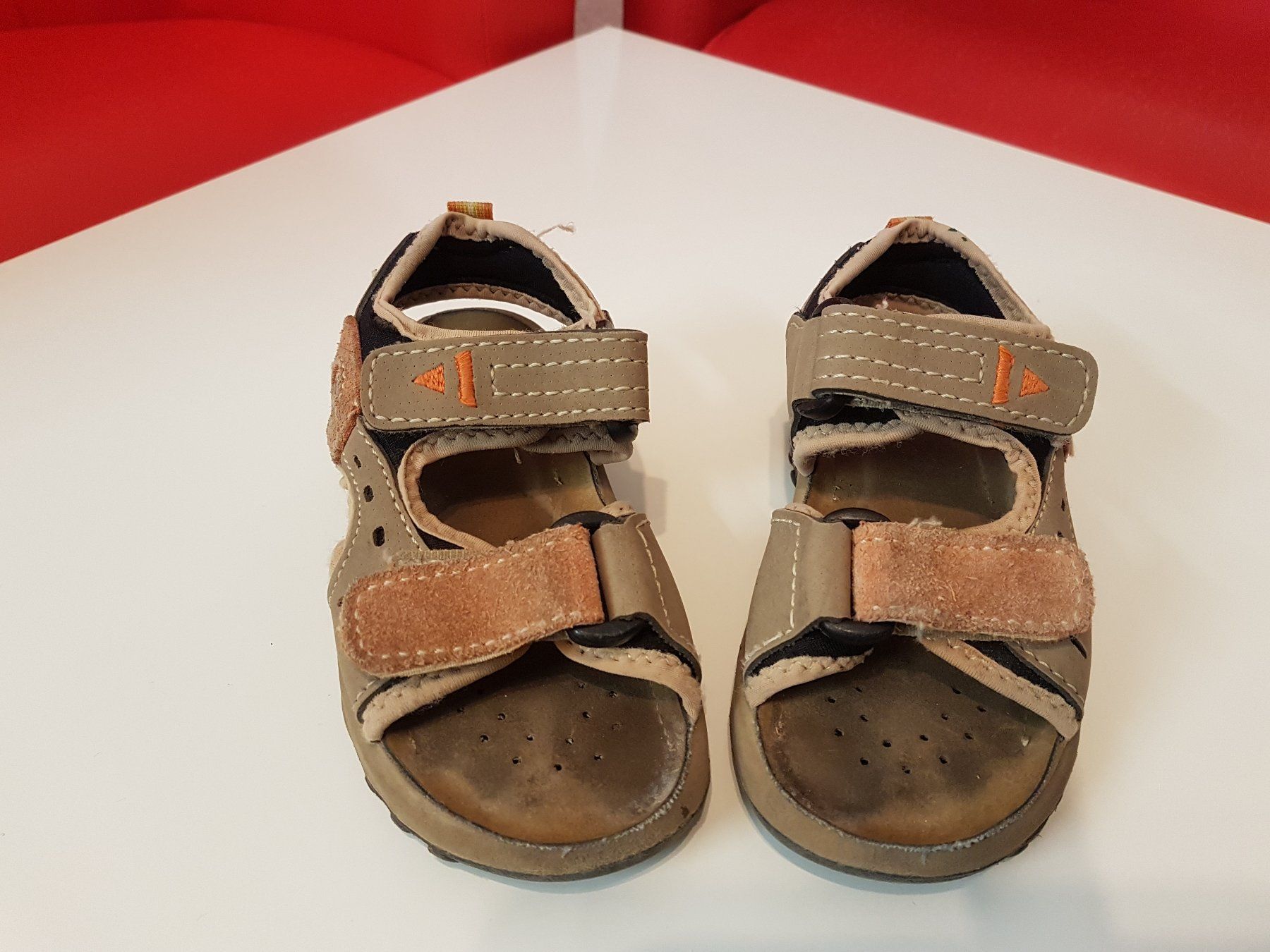 Schuhe für Jungen: Sandalen Grösse 25 – Gebraucht aus Obergösgen von schesom 1