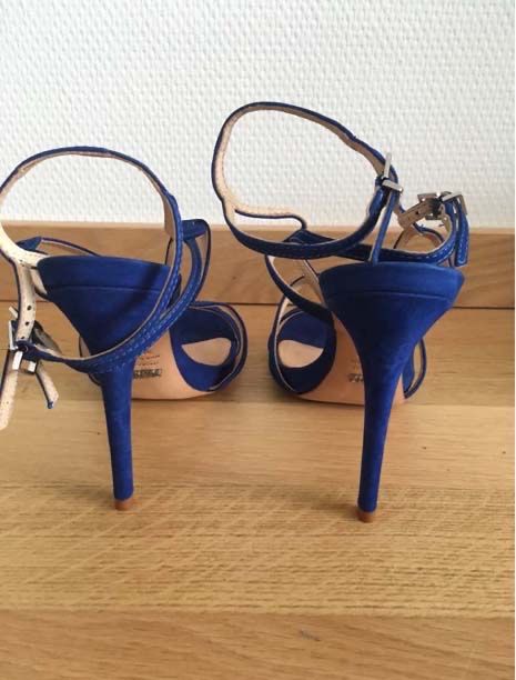 Chaussures femmes: blaue Sandalen, Grösse 38 – Neuf avec emballage d'origine à Winterthur par butterfly210 1