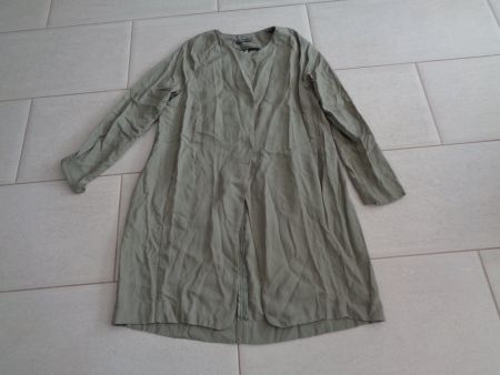 NILE CARDIGAN/MANTEL GR.S *NEU*
