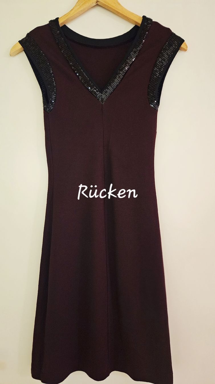Kleider: Damen Kleid Gr.32, Länge ca.88 – Gebraucht aus Rhäzüns von inf_rcj7 1