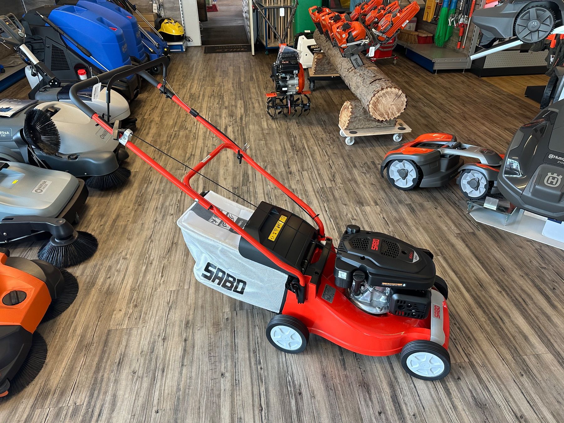 Tagliaerba: Rasenmäher Sabo 43 Compact R – Nuovo (secondo la descrizione) da Malters venduto da BachBrun