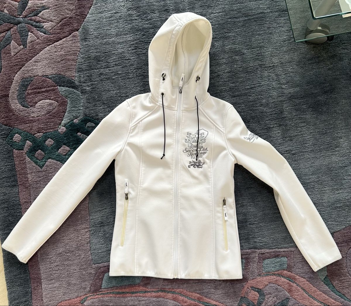 Soccx Jacken: Soccx Softshell Jacke  – Gebraucht aus Forch von Zwilling 1