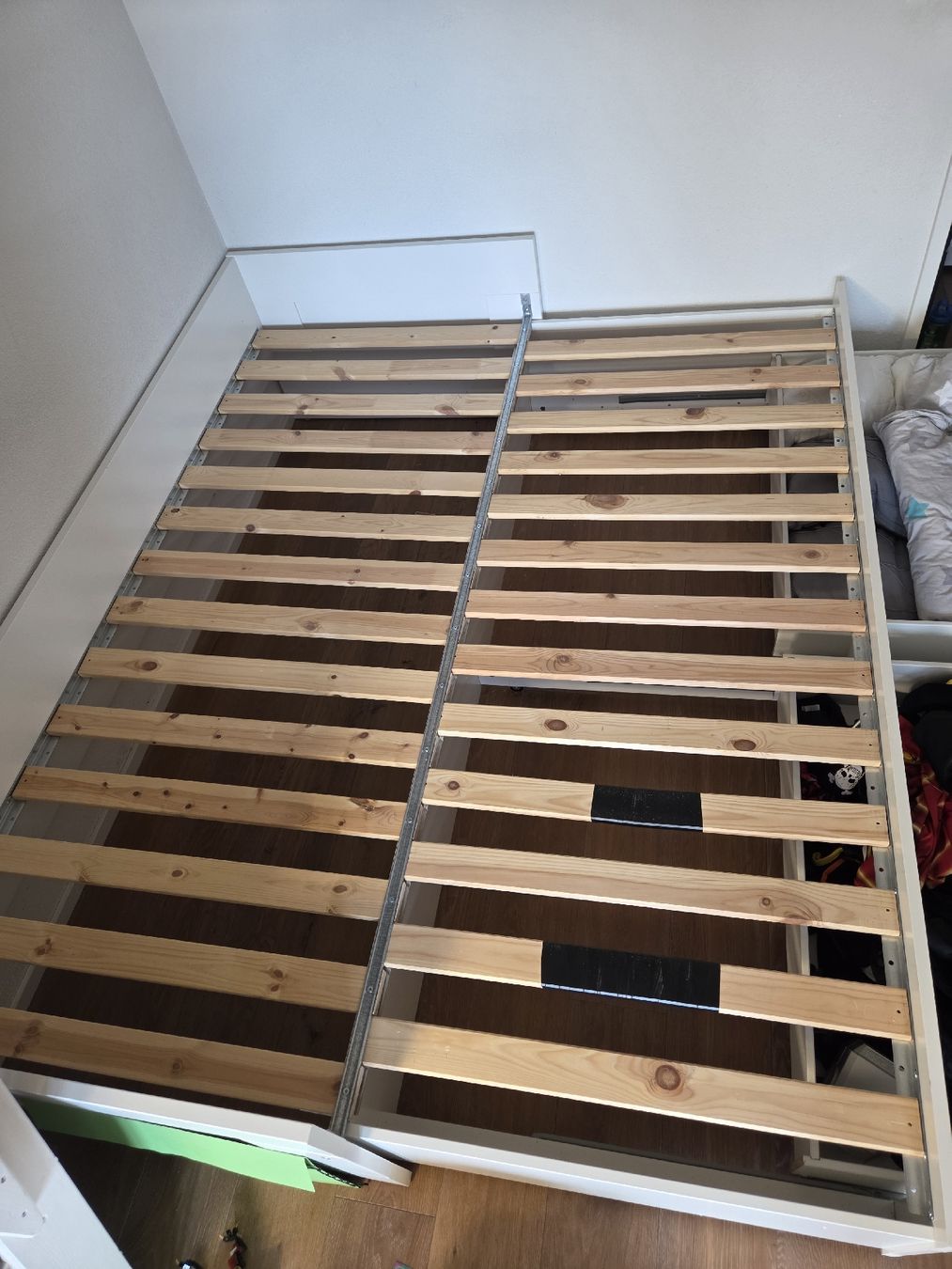 Ikea Letti: Brimness Bett mit 2 Schubladen – Usato da Jona venduto da bluefeeling 3