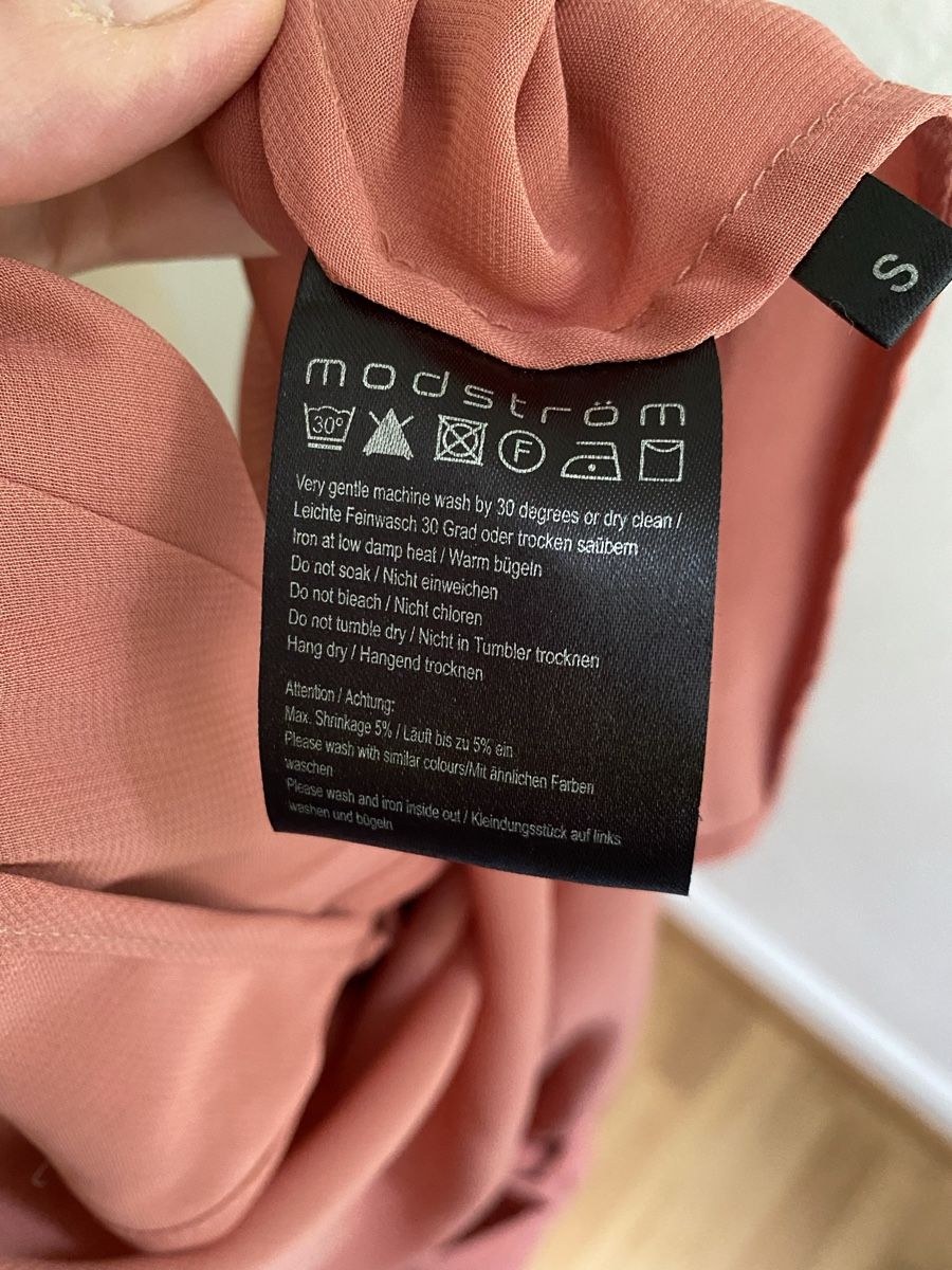 Vestiti: Kleid Modström – Usato da Luzern venduto da katharina_dzb 5