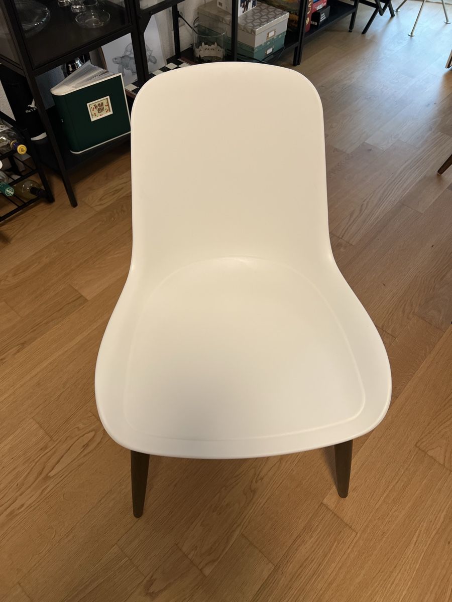 Ikea Sedie: IKEA GRÖNSTA Stuhl, drinnen/draußen weiß – Usato da Wangen b. Olten venduto da tob_v6kn