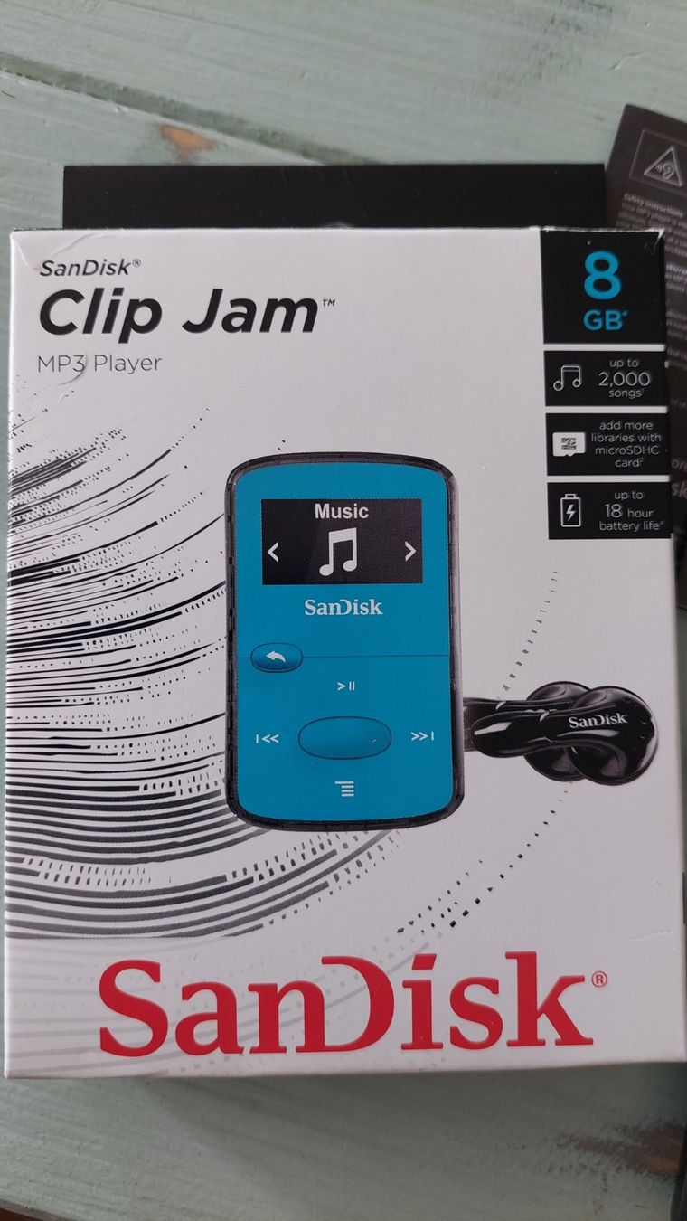 Sandisk Tragbarer Mediaplayer: MP3 Player SanDisk, inkl. Zubehör – Neu (gemäss Beschreibung) aus Volketswil von