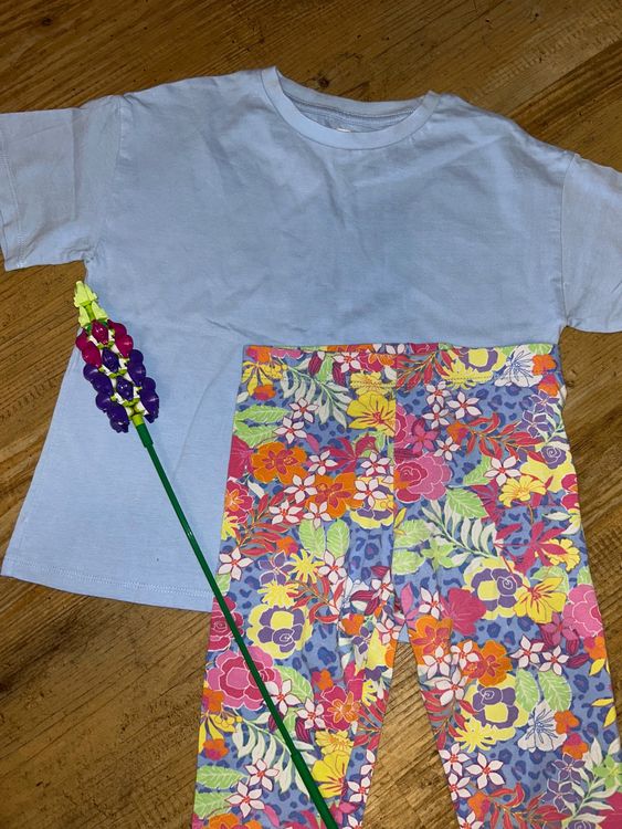 Next Kleiderpakete & -sets: Shirt mit Leggings NEXT 116 – Gebraucht aus Safenwil von urs_rfd5