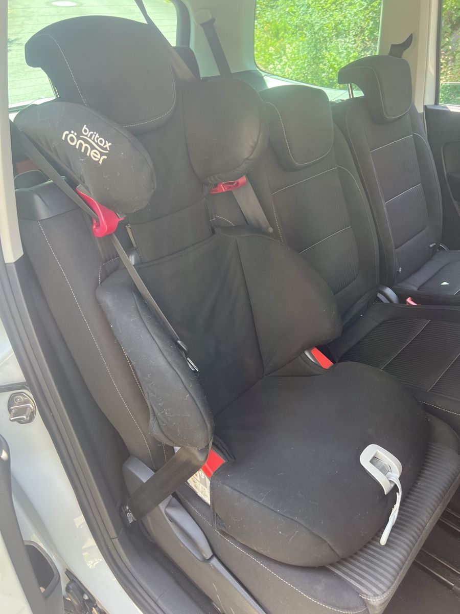 Britax Römer Seggiolini per auto: Britax Römer Kindersitz isofix – Usato da Altstätten SG venduto da ruf_7sp5 1