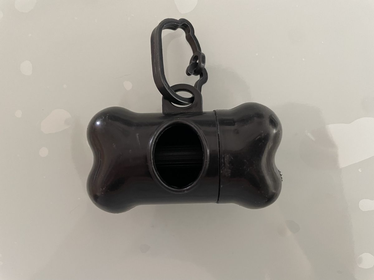 Borse: Porte-sacs à déjection canine – Usato da Pont-de-la-Morge (Sion) venduto da hel_bh28