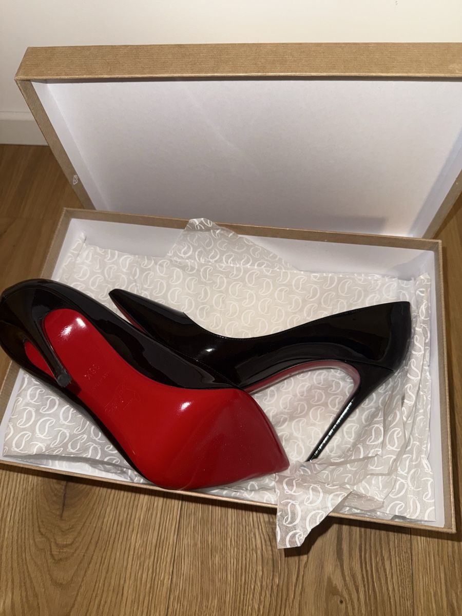 Christian Louboutin Scarpe da donna: High Heel zu verkaufen – Nuovo e nell'imballaggio originale da Teufen AR venduto da girl_068 3
