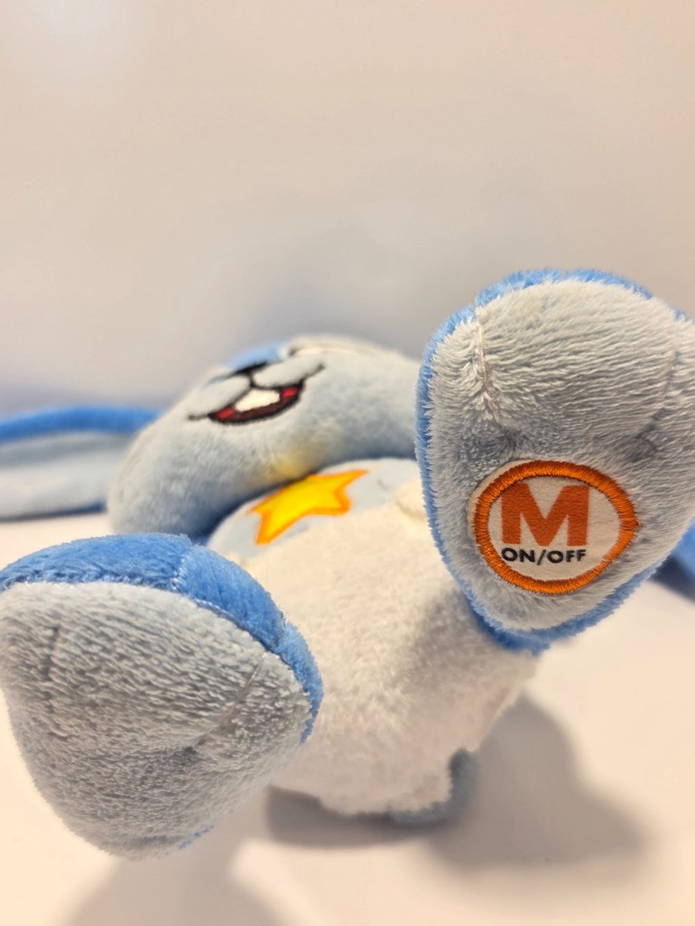 Jouets: Plüschtier Hase blau – D'occasion à Zürich par Lela-Mirela 3
