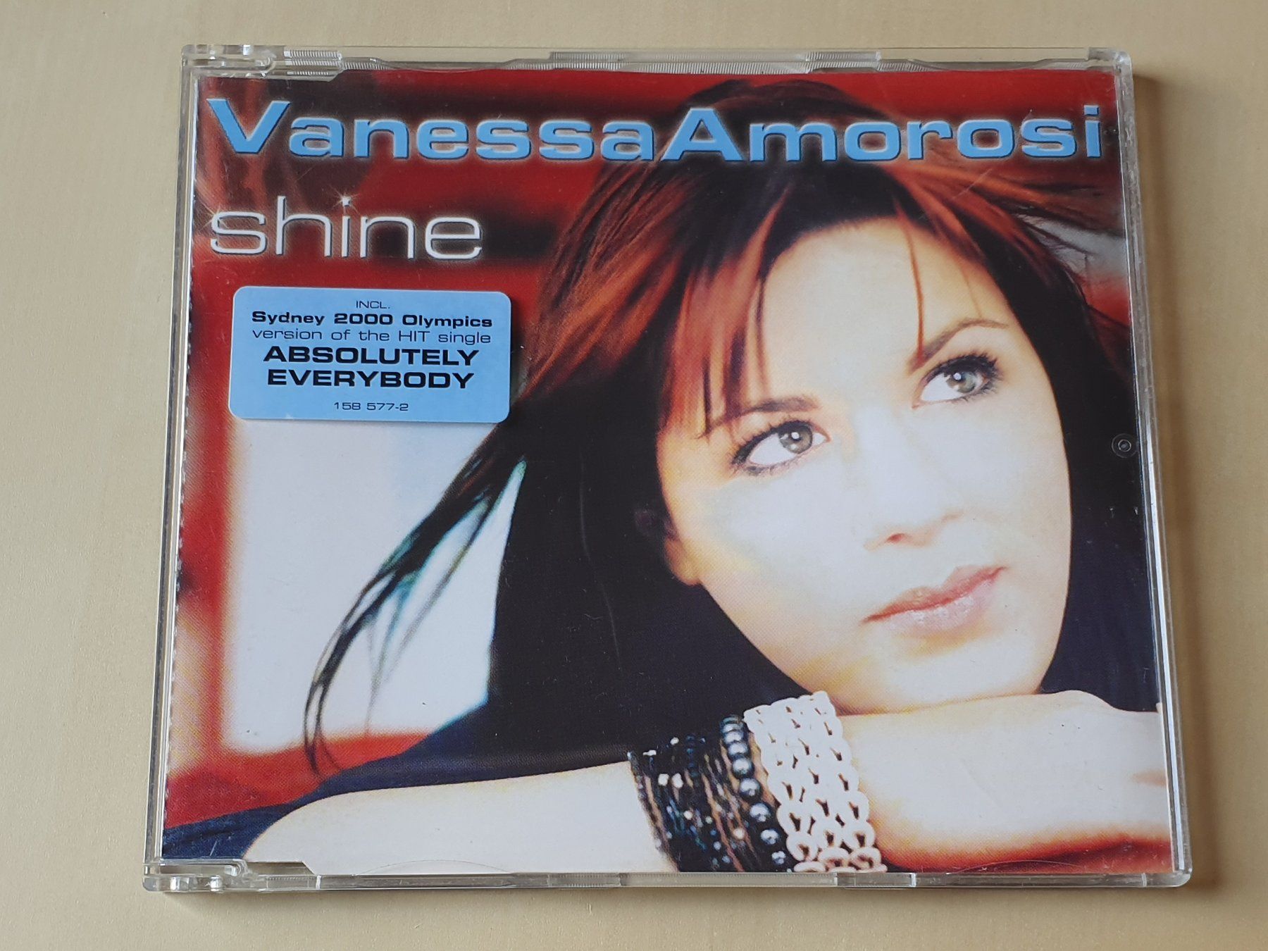 CDs: Vanessa Amorosi Shine – Gebraucht aus Stansstad von collectorsshop