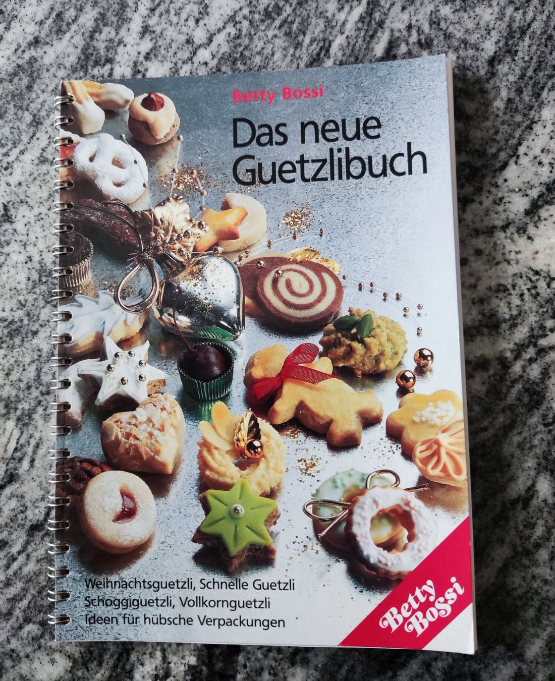 Libri: Das neue Guetzlibuch – Usato da Chur venduto da Nisami