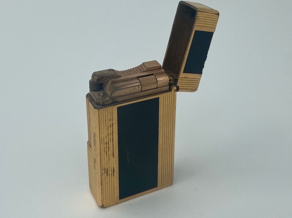 ST Dupont Feuerzeug mit der Seriennummer B1IGV50. Aus Metal Kaufen auf Ricardo