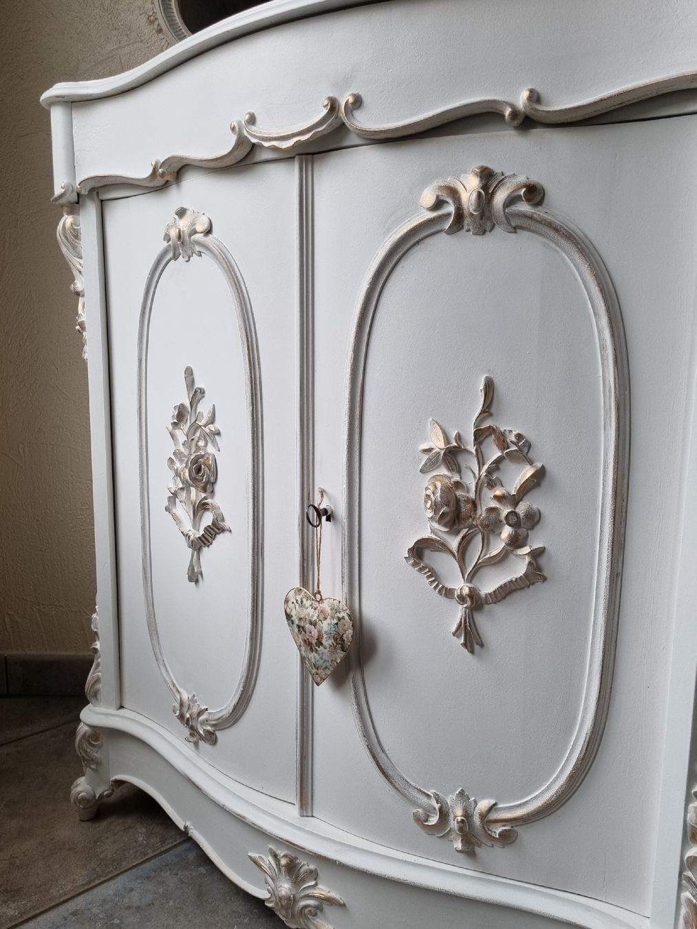 Cassettiere: Edler Schrank*Buffet *Kommode – Usato da Wohlen AG venduto da Atelier-Elisa 3