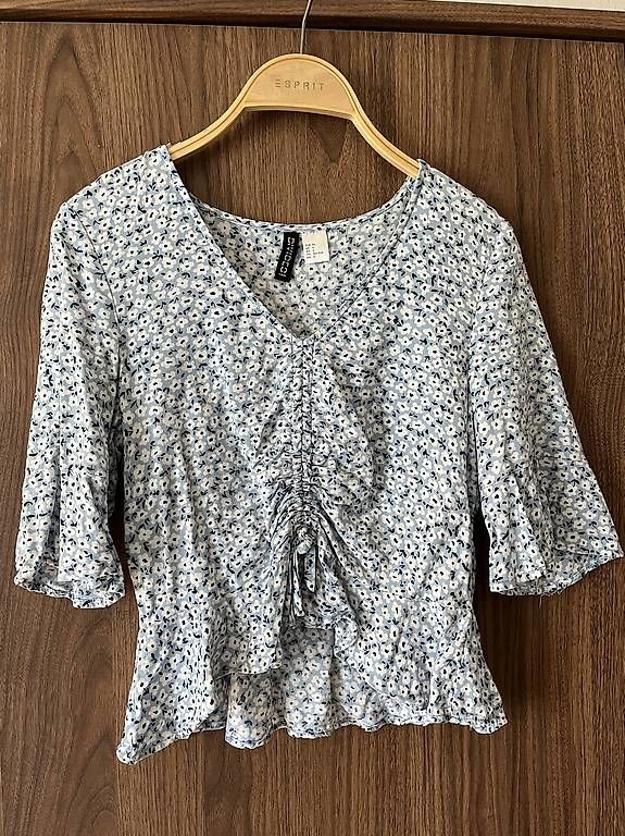 Blusen: Bluse Gr.34 – Gebraucht aus St. Gallen von andreav.