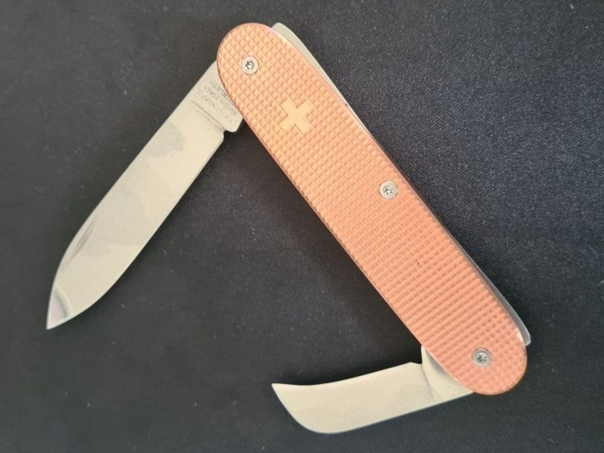 Victorinox Taschenmesser: Taschenmesser Rosegold Victorinox – Neu und originalverpackt aus Bern von Respirit