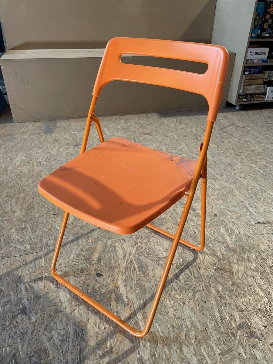 Ikea Sedie: Chaises plastique orange (4 pièces) – Usato da Fribourg venduto da JohnB4 1