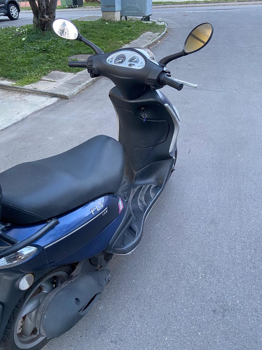 Piaggio Scooters: Piaggio Fly 125 – Gebraucht aus Zollikon von cath1982 3