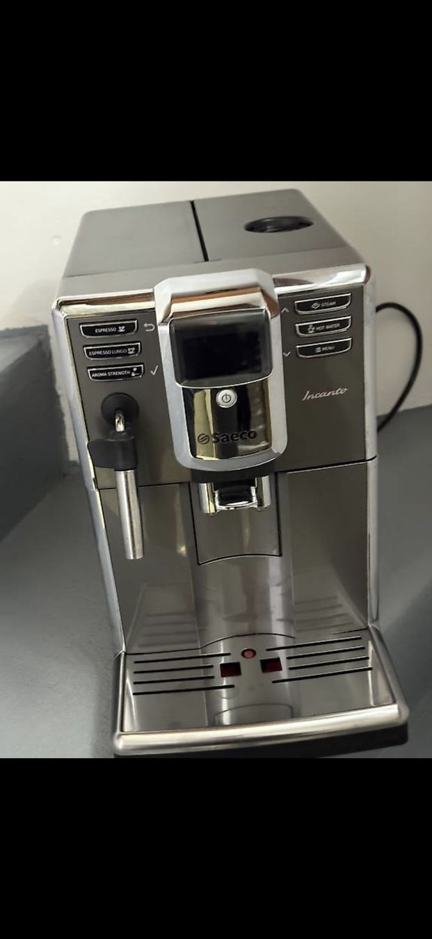 Saeco Macchine per caffè & Macchine per espresso: Saeco Incanto  – Usato da Sarnen venduto da Laut_musik