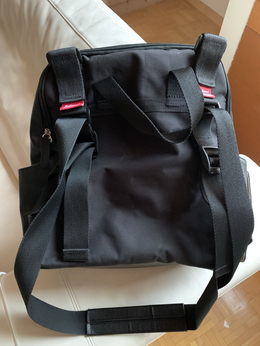 Borse: Babymel London Black Diaper Bag Backpack – Usato da La Croix de Rozon venduto da chr_f5wy 4