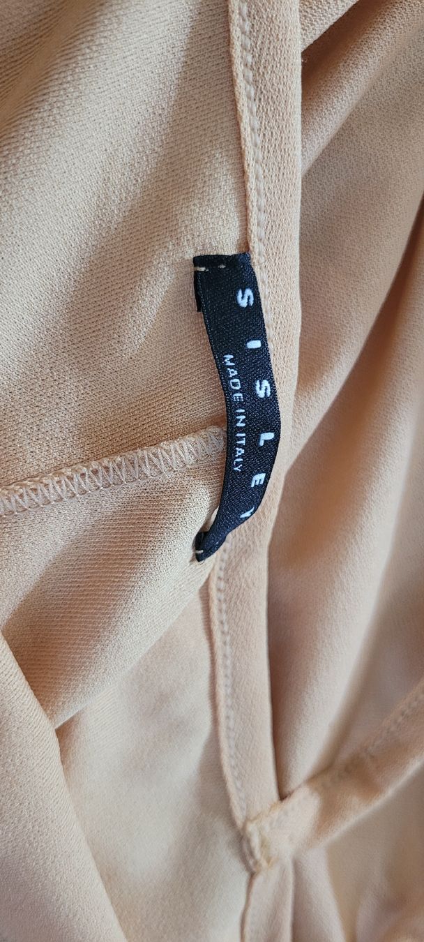 Sisley Kleider: Robe mi-transparente sisley – Gebraucht aus Farvagny-le-Grand von Nayanis 2