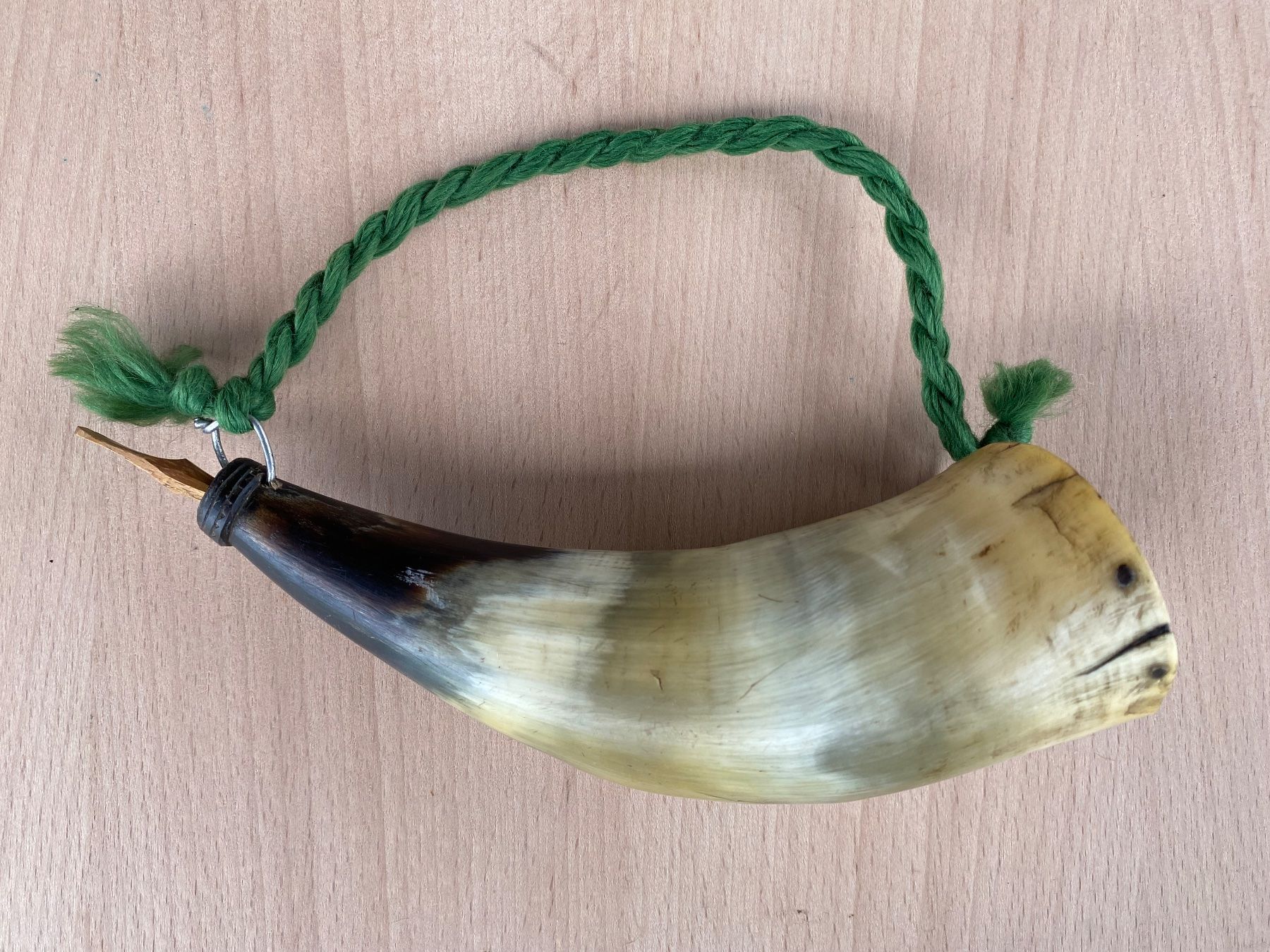Uniformen: schönes antikes Bündner Pulverhorn – Gebraucht aus Feldbach von Olive1 2