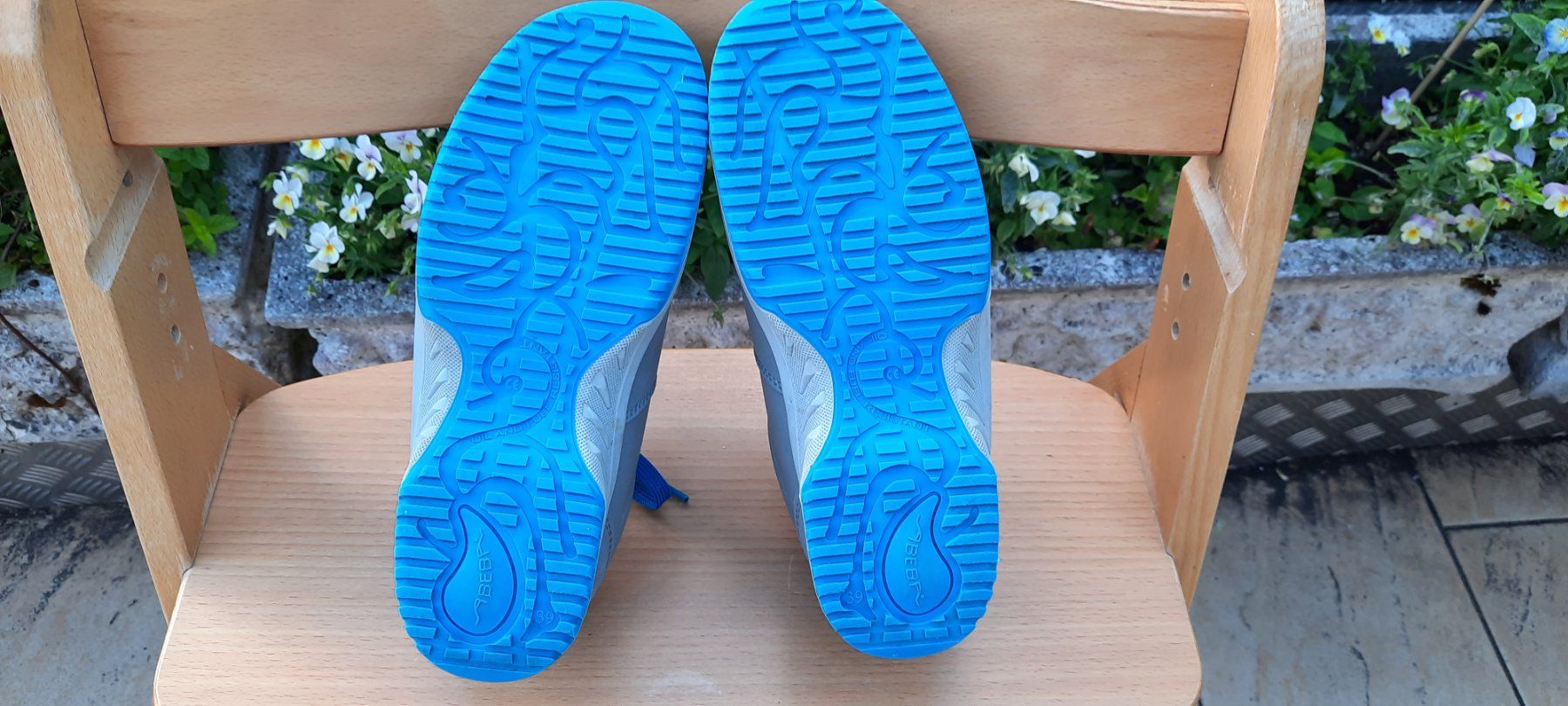 Scarpe da uomo: ABEBA bequeme Arbeitsschuhe grau / blau Größe 39 – Usato da Turbenthal venduto da tirare 4