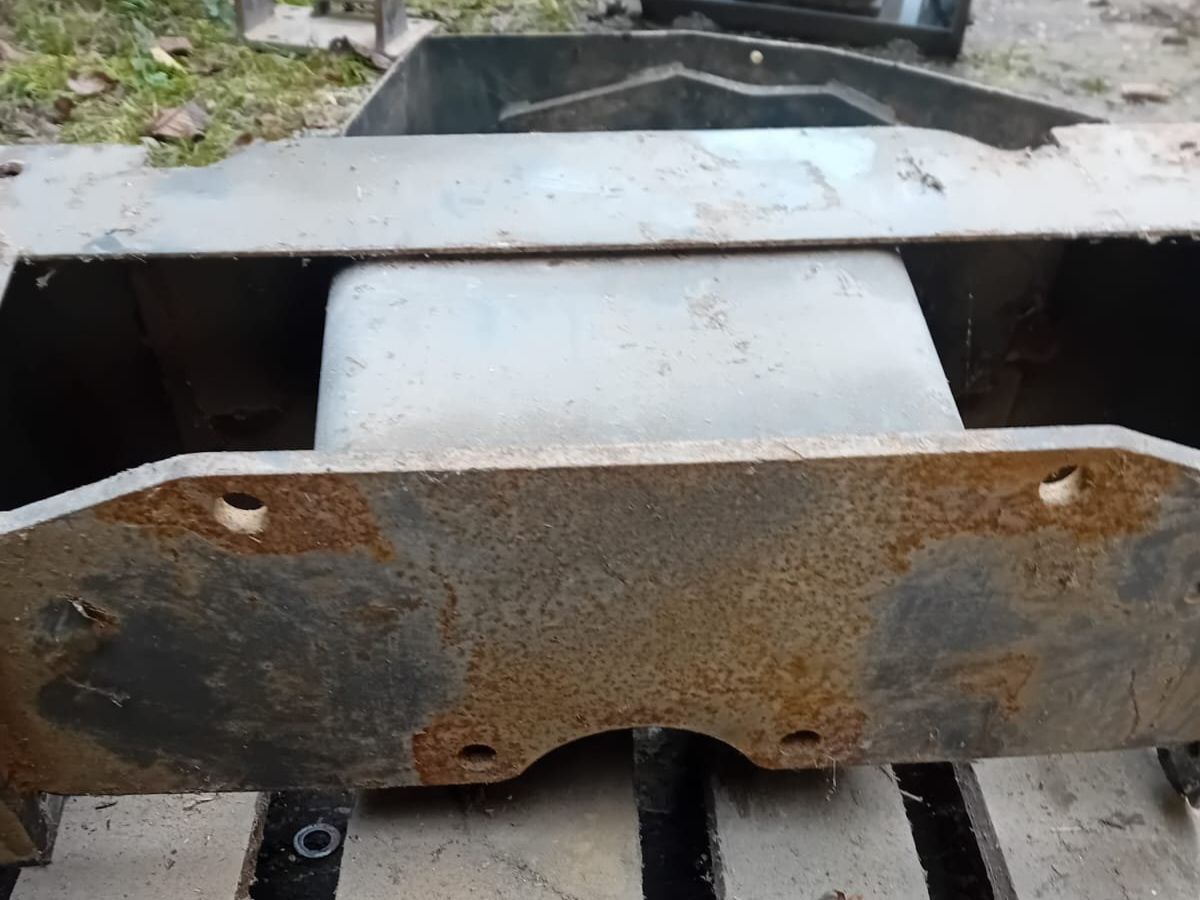 Fendt Trattori: Anbaubock zu Fendt 200er – Usato da Grasswil venduto da LMG 1