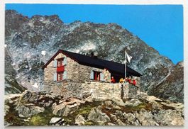 Cadlimo-Hütte 2573 m ü.M.