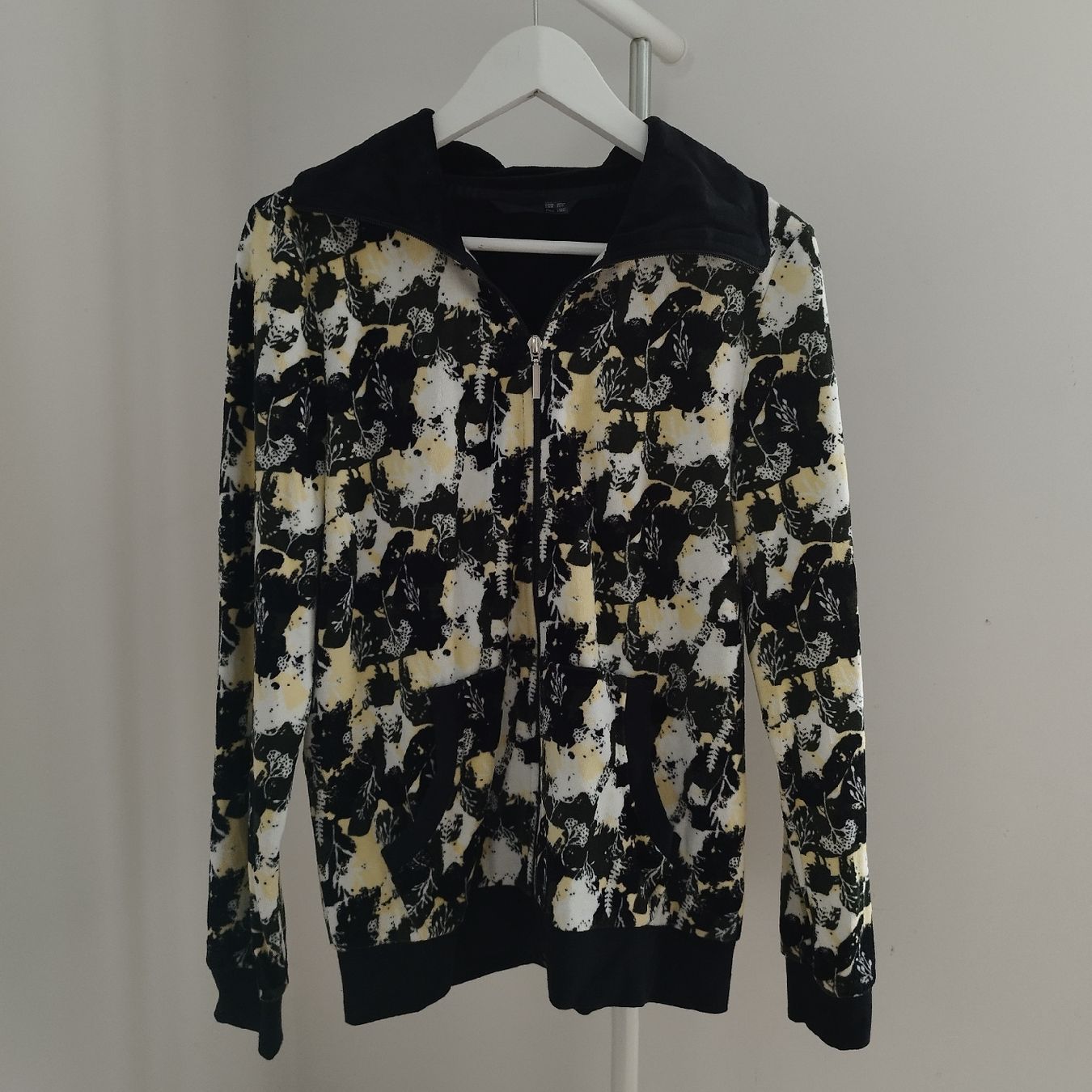 Giacche: Herbstliche Sweatjacke Grösse s-m – Usato da lommis venduto da inf_thv8