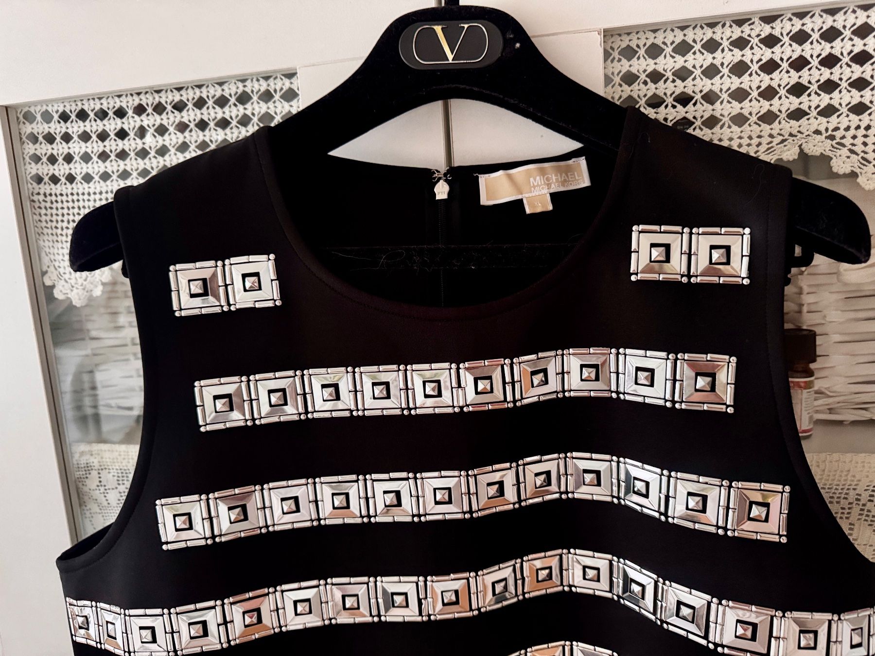 Michael Kors Kleider: Kleid schwarz-silber Grösse XL neu – Gebraucht aus Niederurnen von Chanel40 6