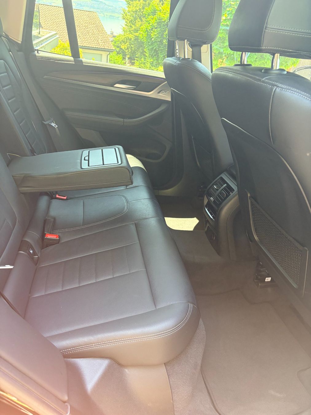 BMW Autos: BMW X3 20d Luxury Line – Gebraucht aus Walchwil von mainogi 4
