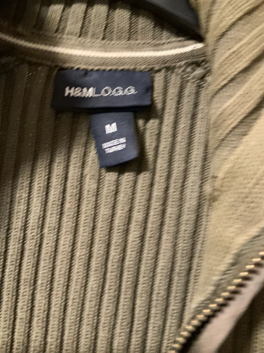 H&M Giacche: Herren Strickjacke H&M O.G.G. Oliv Grösse M – Usato da Wallisellen venduto da AS.TZ. 4