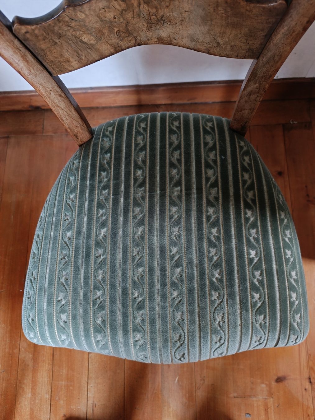 Stühle: Chaise ancienne – Gebraucht aus Cossonay-Ville von Aryann34 2