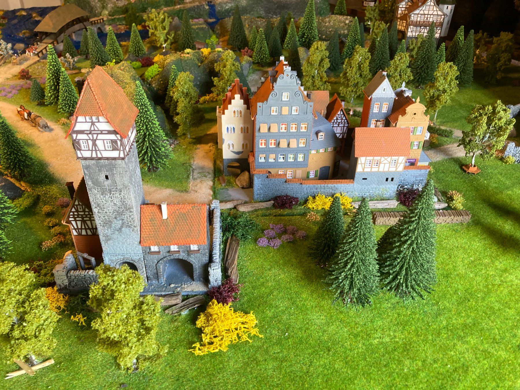 Faller Modellbausätze & Standmodelle: Modellbauanlage 1:87 Epoche 2 Mittelalter – Gebraucht aus Bichelsee von meikle 9
