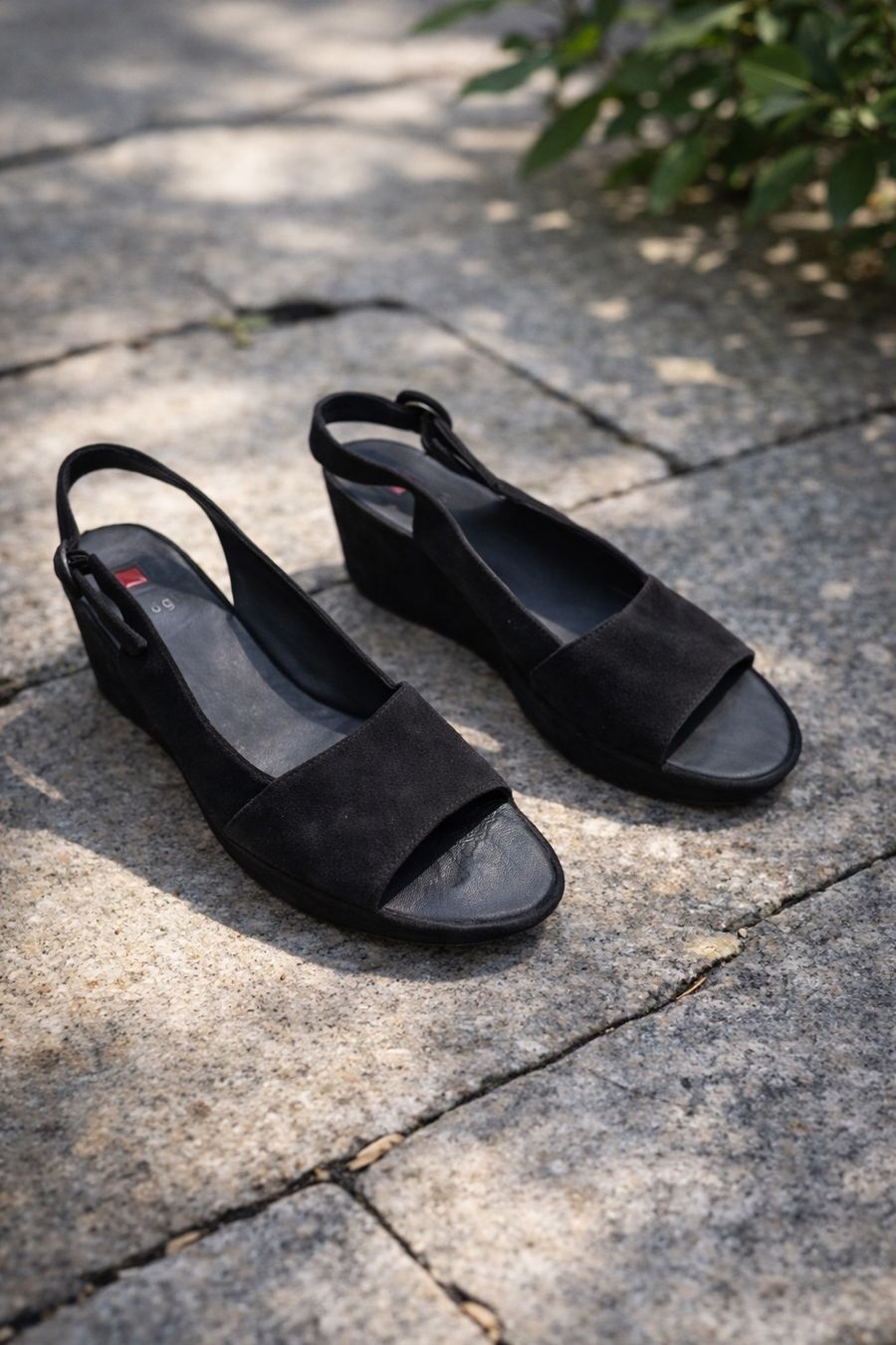 Högl Scarpe da donna: Högl Plateausandalette Grösse 41 – Usato da Dübendorf venduto da EL-Spongebob