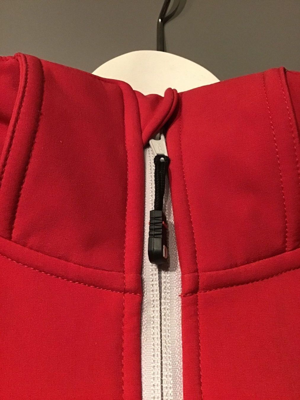 Giacche: Softshell Jacke mit Kapuze Damen Gr. 38 – Usato da Frenkendorf venduto da silasho 3