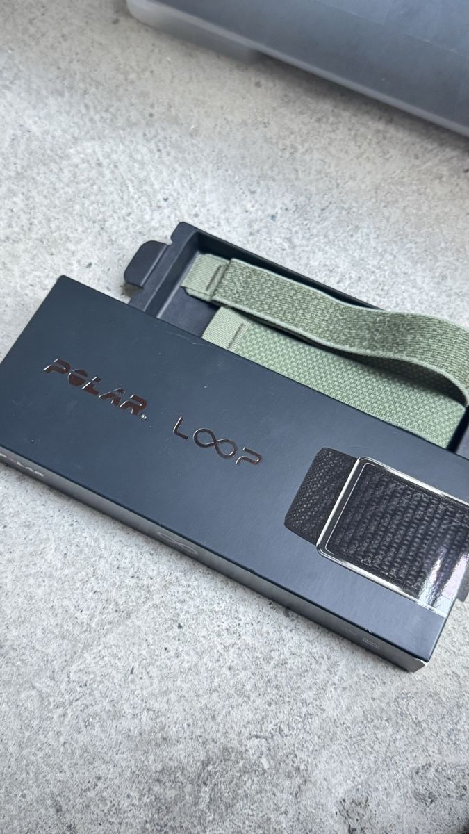 Polar Smartwatch: Bracelet POLAR LOOP noir et vert Kaki comme neuf – Usato da Schaffhausen venduto da daviddoo 1