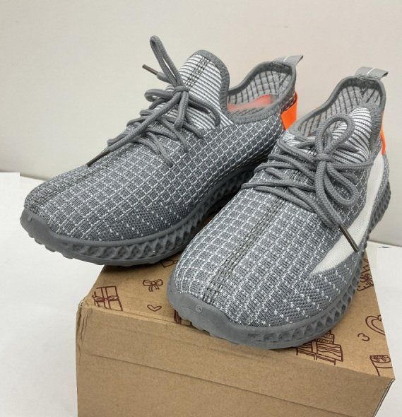 Herrenschuhe: Sportschuhe Gr. 38 – Neu und originalverpackt aus Uerkheim von Kaufoption 1