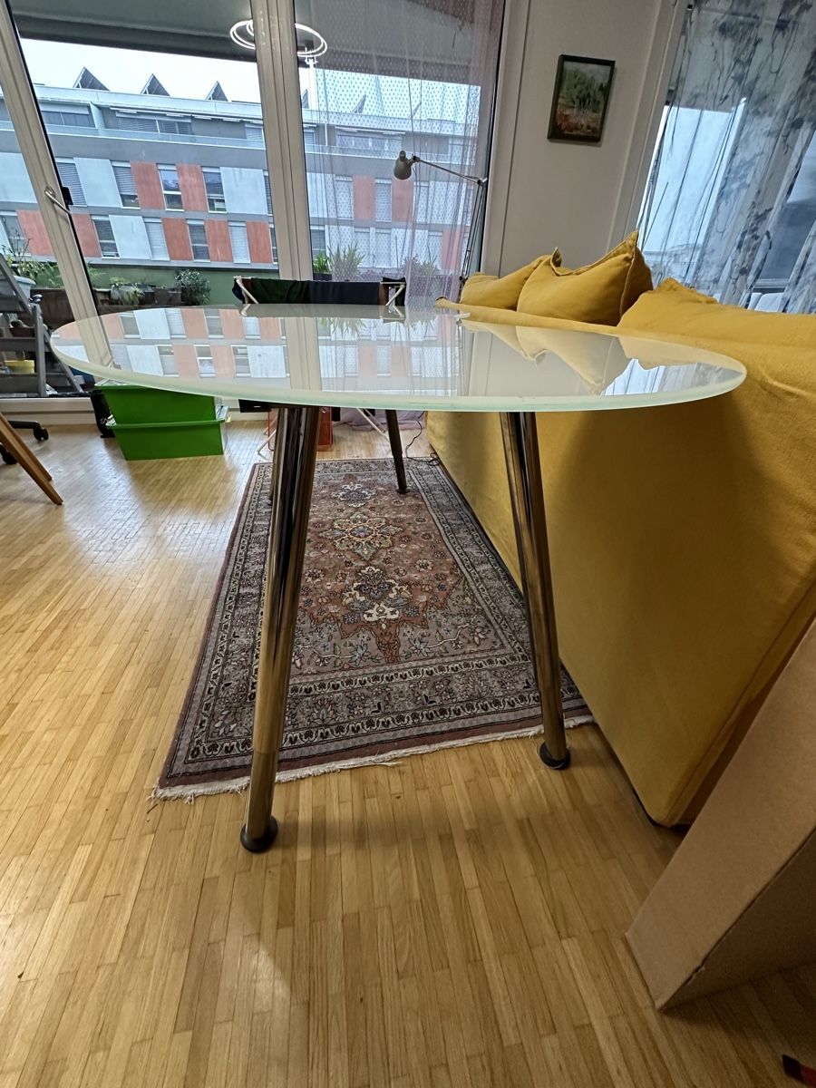 Ikea Tavoli: IKEA Table en verre Galant – Usato da Petit-Lancy venduto da vxk213 2